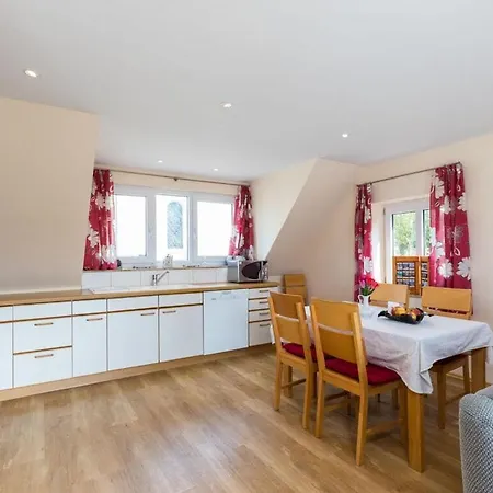 Oak Modern Retreat In * Uberlingen